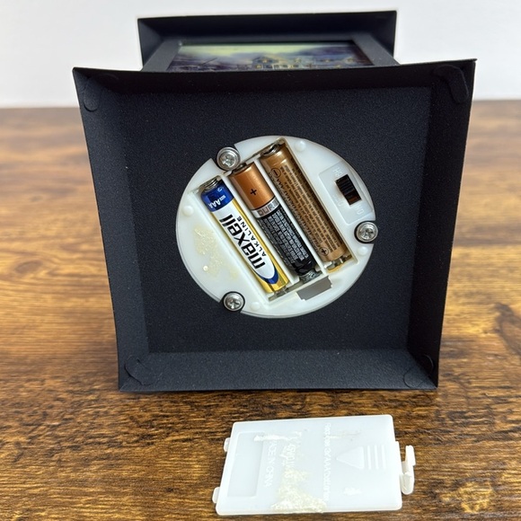 Candle Lantern with Scenic Artwork & Candle Inside - Picture 8 of 10